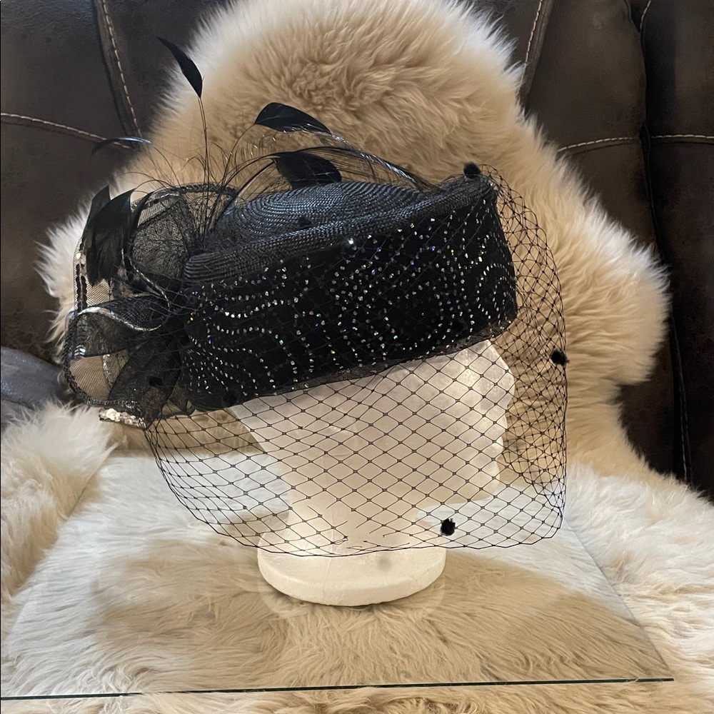 Elegant Black Pill Box Hat Fascinator with Veil and Feathers